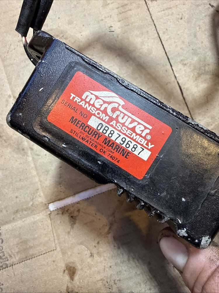 Mercruiser V6 4.3 distributor with ignition module V6-14