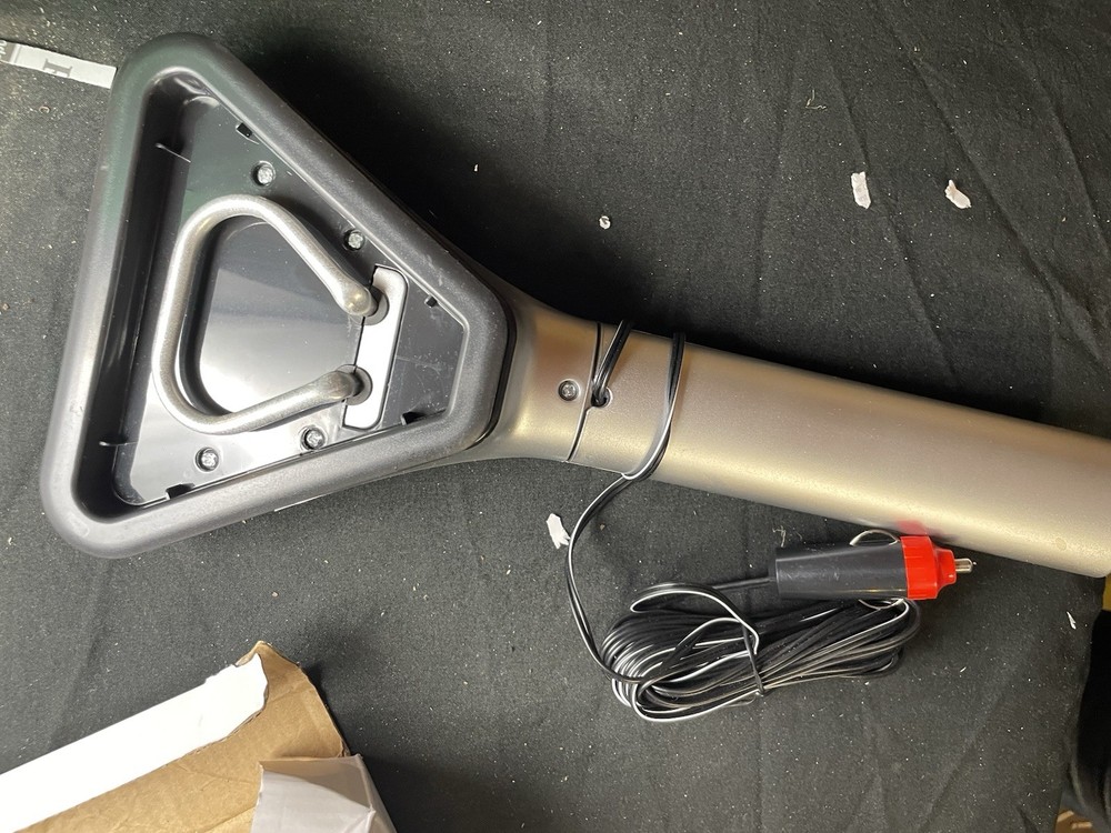 Heated Ice Scraper by Sharper Image