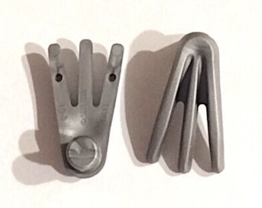 2 Pieces ~ LEGO Marvel Wolverine Silver Grey Claws part - Authentic weapon