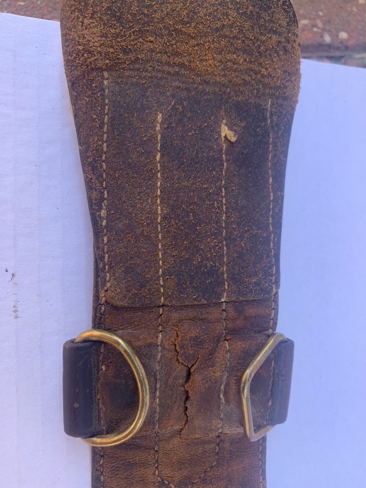 Old Leather Belt ww1 / 2 ?