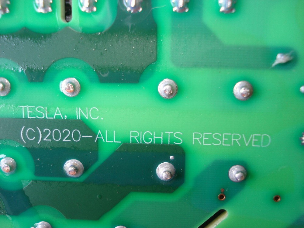 TESLA 1587897-01-C HIGH VOLTAGE BOARD w/ 2 Cables