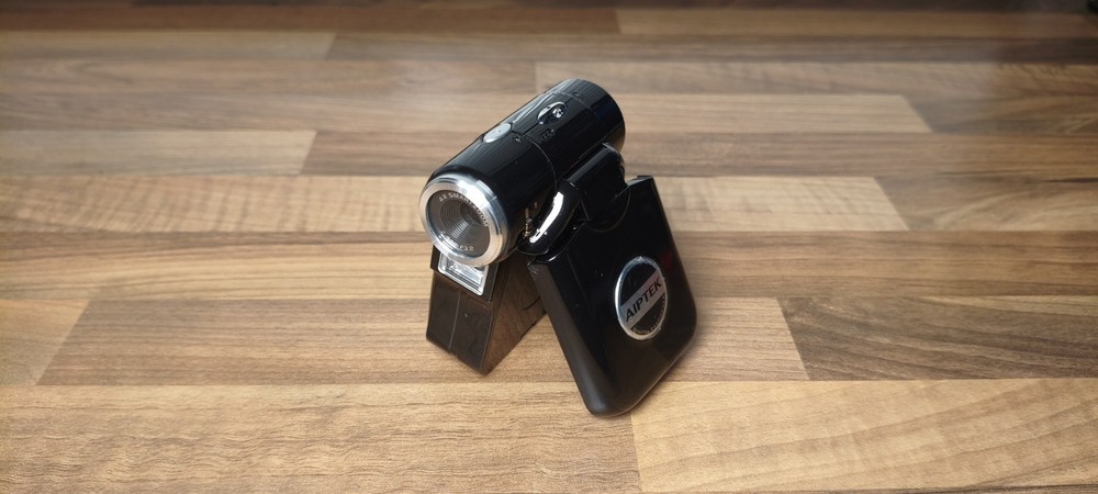 Aiptek DZO-V5OS 5.0MP Compact Digital Video Camera Camcoroder Black Tested