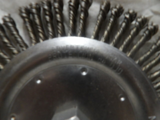 Knot Wire Brush 9000 rpm