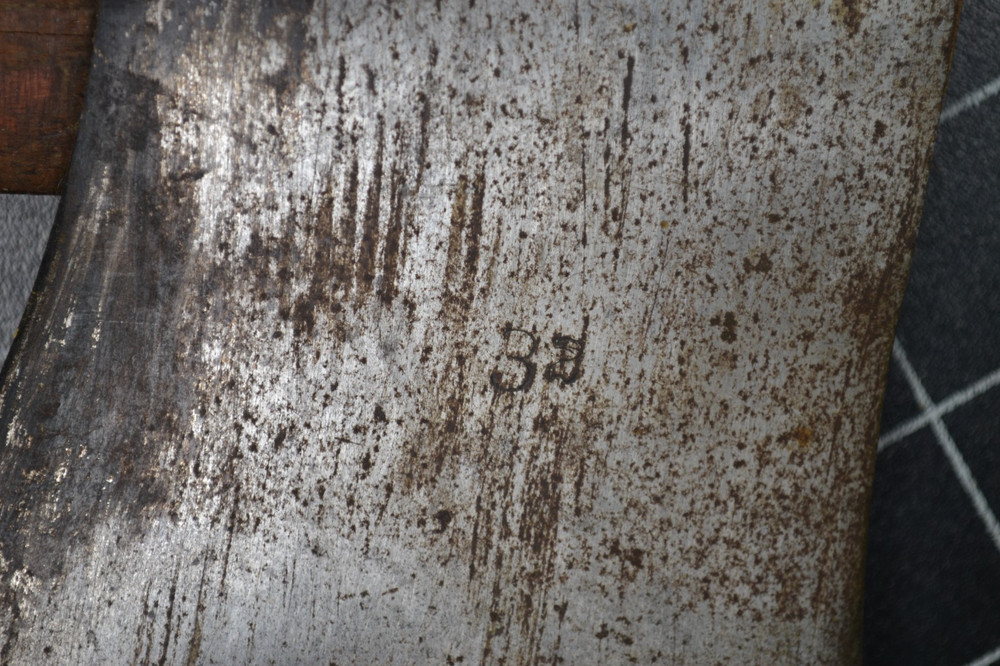 PLUMB - 3 1/2# - DOUBLE BIT AXE - ALL ORIGINAL