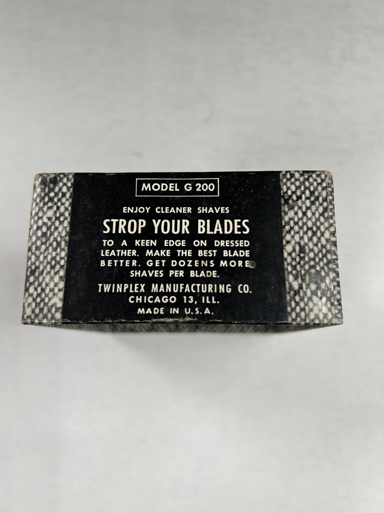 Vintage "Twinplex Stropper Model G200"...Sharpens Double Edge Razor Blades w/Box