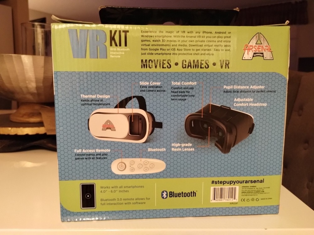 Arsenal Gaming VR Kit With Bluetooth Interactive Remote Marijuana Leaf Design