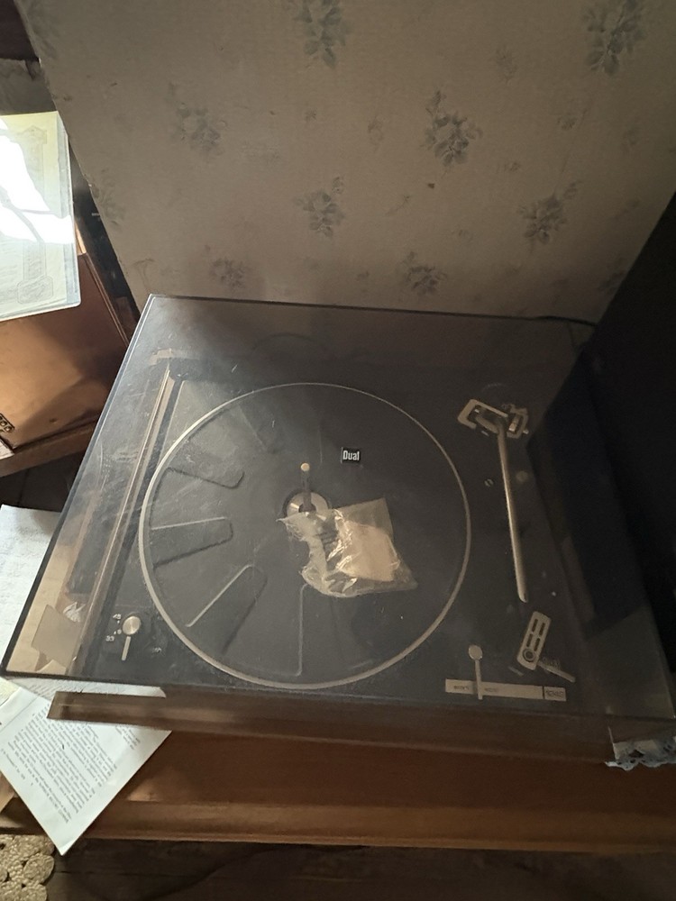 Turnable record player vintage