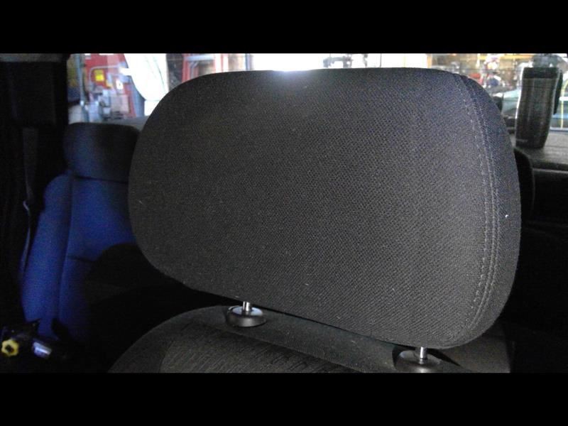 SILVRDO15 2011 Headrest 363906