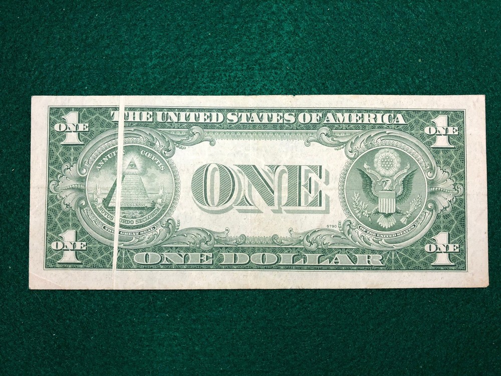 1935-E $1 ONE DOLLAR SILVER CERTIFICATE CURRENCY NOTE “GUTTER FOLD ERROR”