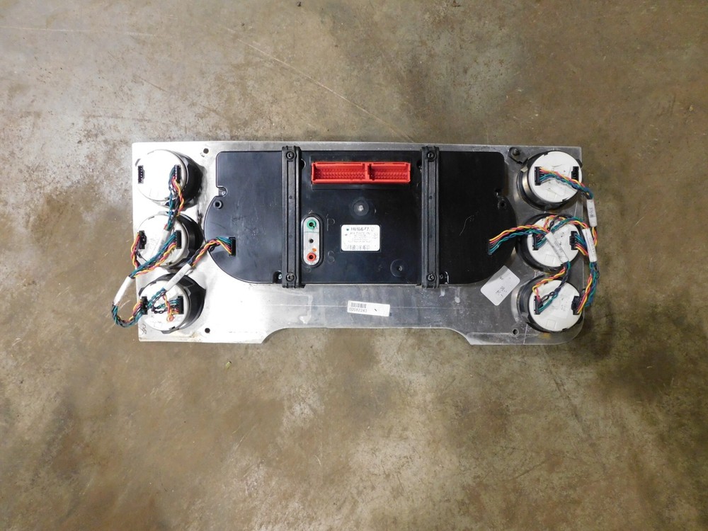 Freightliner Cascadia Instrument Cluster