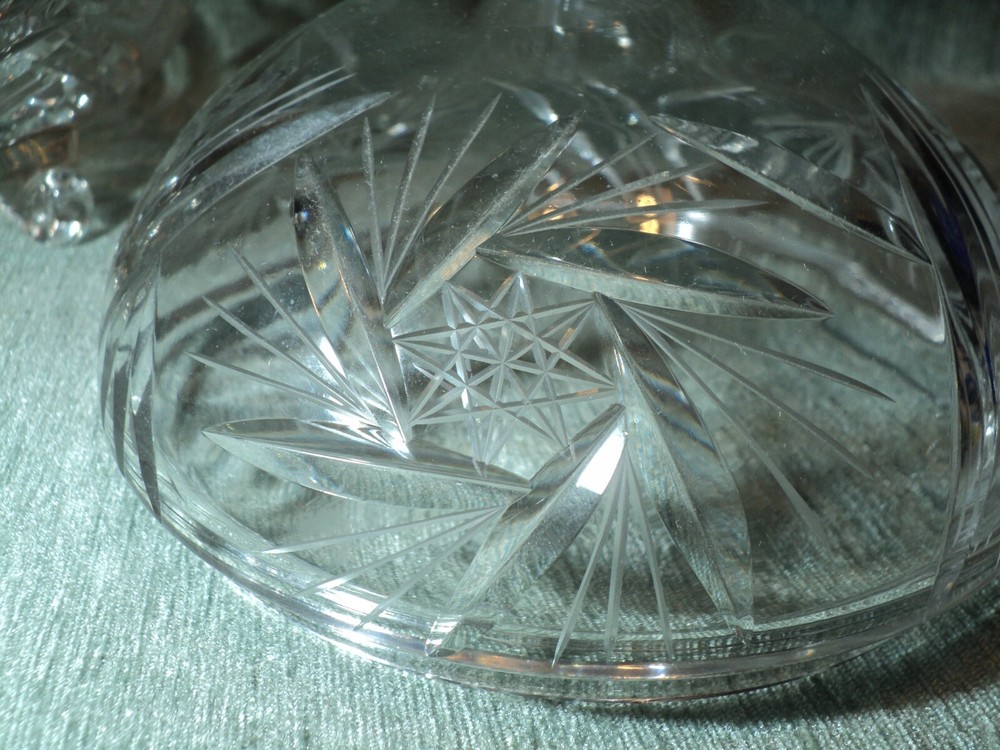 Crystal round covered footed candy dish.