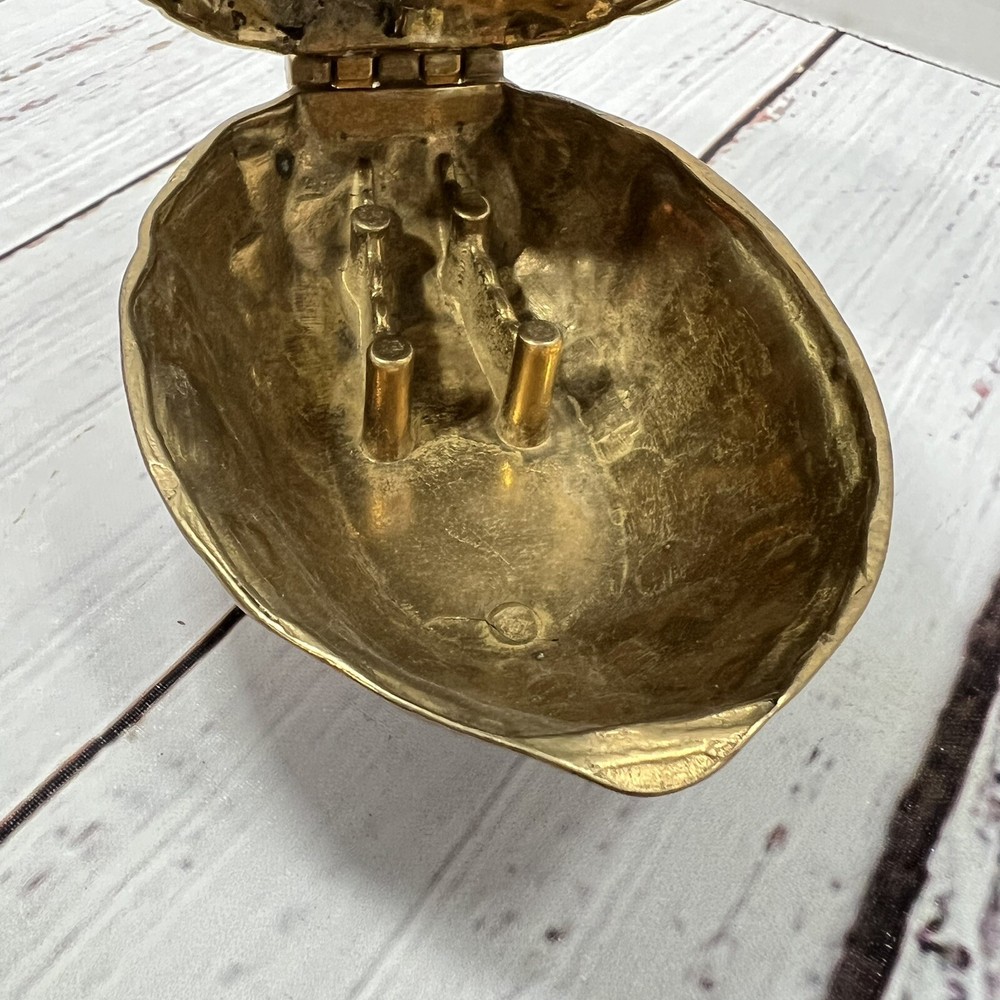 Walnut Shaped Brass Nutcracker Nut Cracker Vintage Retro Design Home Decor