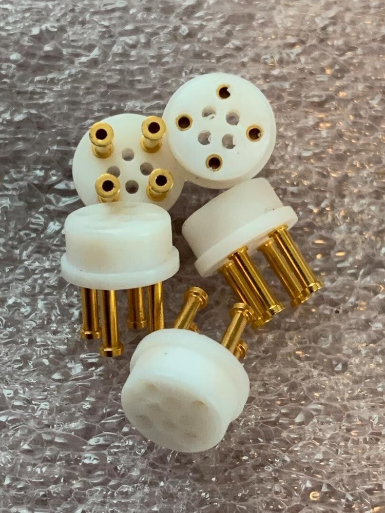 SOCKET (4 PIN GOLD) - PN# 563269