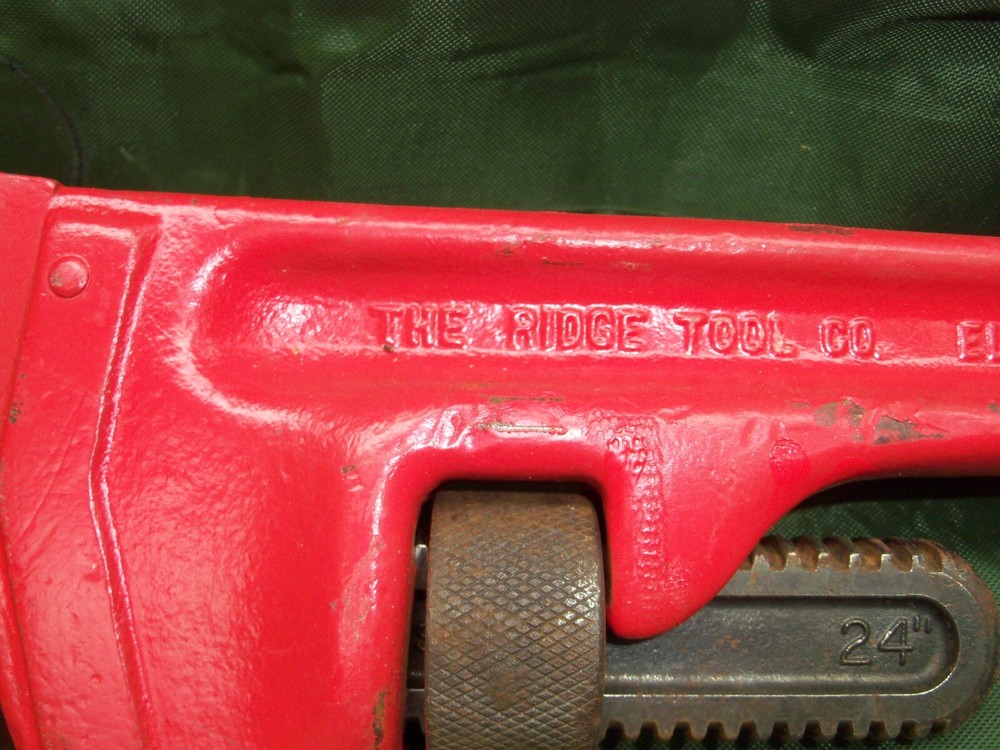 RIDGID 24" HEAVY DUTY PIPE WRENCH