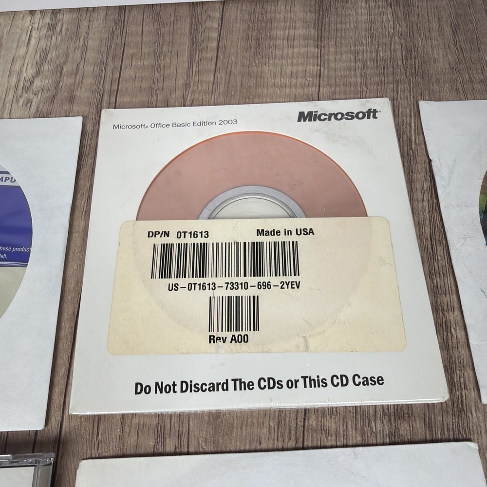 OS BUNDLE - Microsoft Windows 95, 2000 Professional, XP Home Restore Compaq Dell