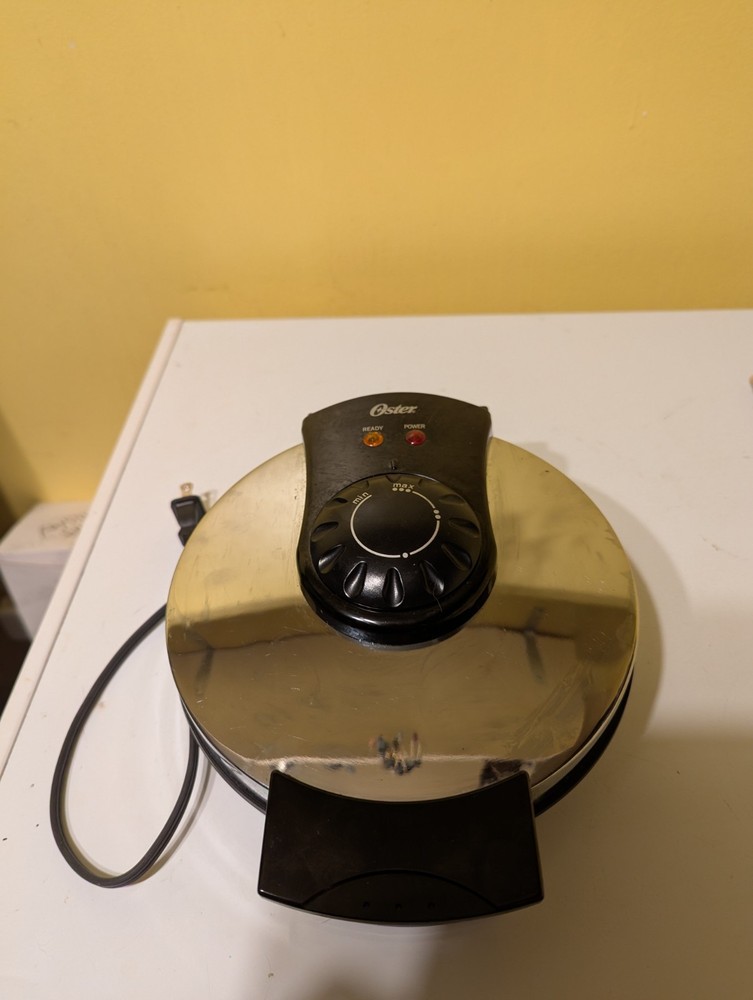 Oster CKSTWF2000 Belgian Waffle Maker
