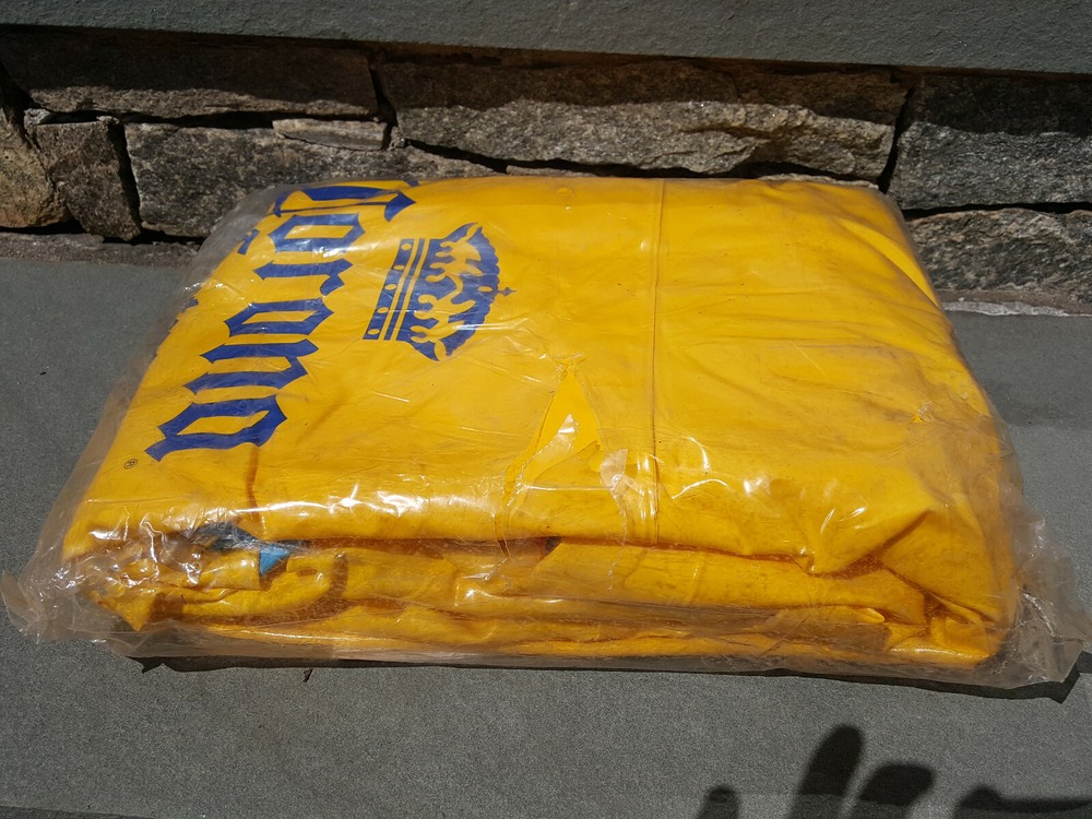 RARE Vtg. Sterling Products CORONA EXTRA Inflatable float raft NEVER OPENED