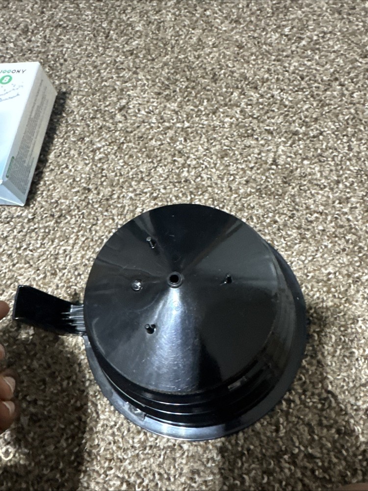 “Splash Guard Sink Strainer Bowl – Black Plastic Kitchen Drain Splash Guard &