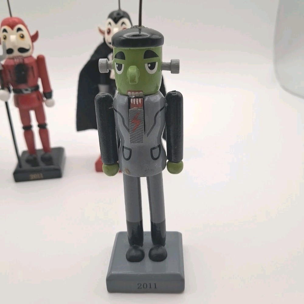 2011 Target Halloween Nutcracker Witch Devil Monster Vampire Place Cardholders