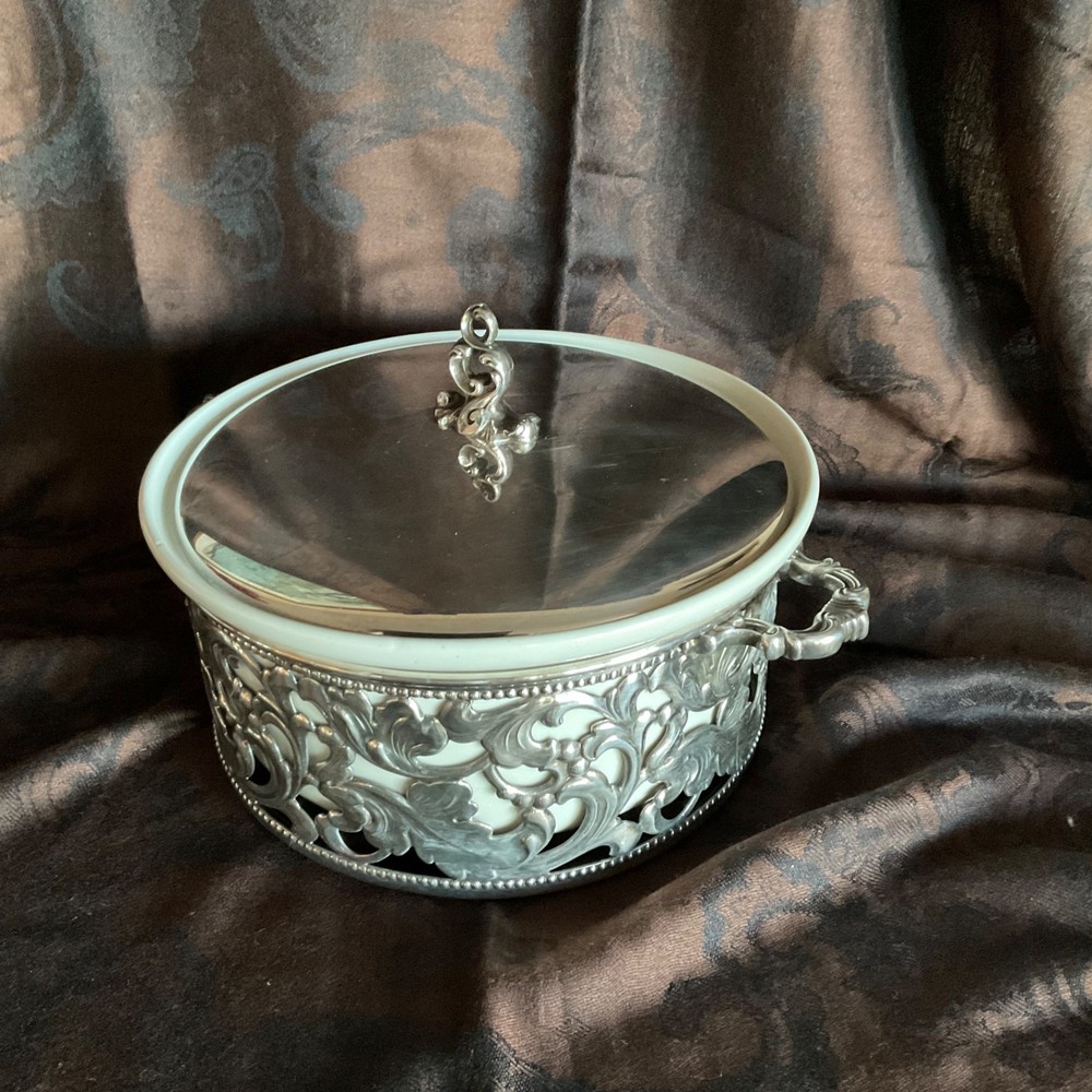 Covered Oven-Proof Silver Serving Piece - Reed & Barton