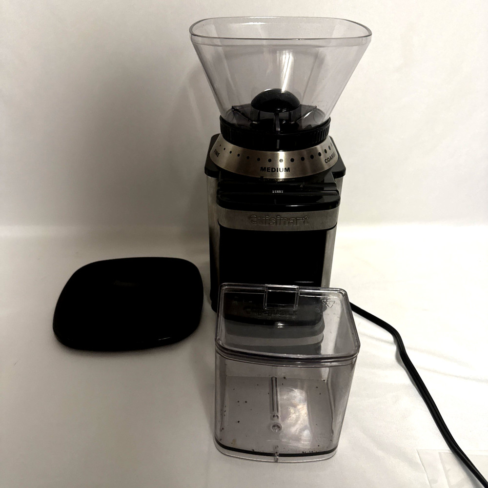 Cuisinart DBM-8FR Supreme Grind Automatic Burr Mill Chrome / Black Grinder Mill￼