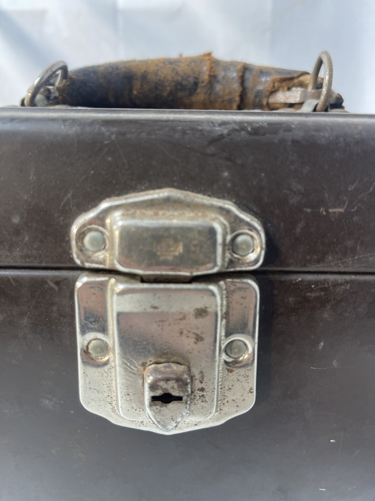 Vintage SK Tool Box Leather Handle 19”