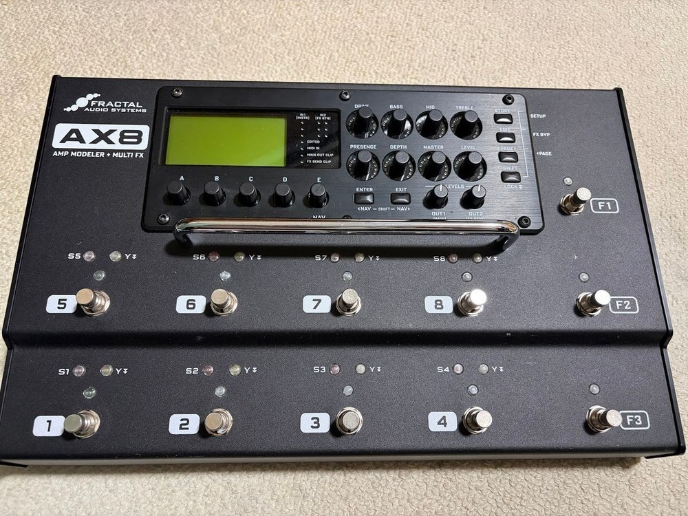 Fractal Audio AX8 Amp Modeler Multi Effects Guitar Processor