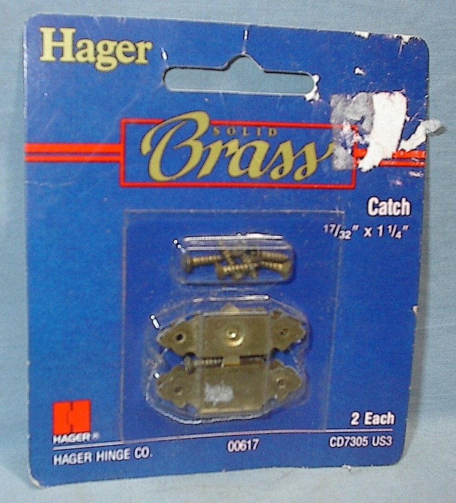 VINTAGE HARDWARE HAGER CATCH 2 PACK 17/32" X 1 1/4" SOLID BRASS NEW OLD STOCK