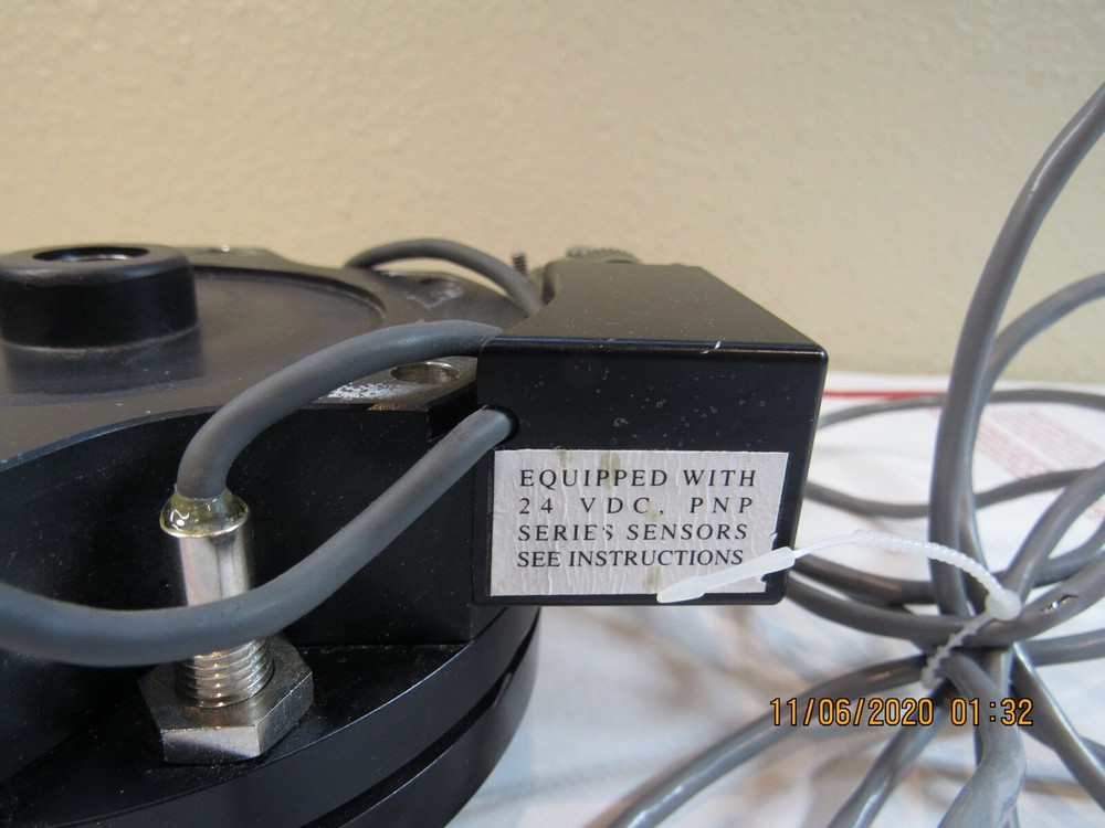 EOA Systems Multiclutch Programmable Breakaway System Robot Arm Tooling 500670