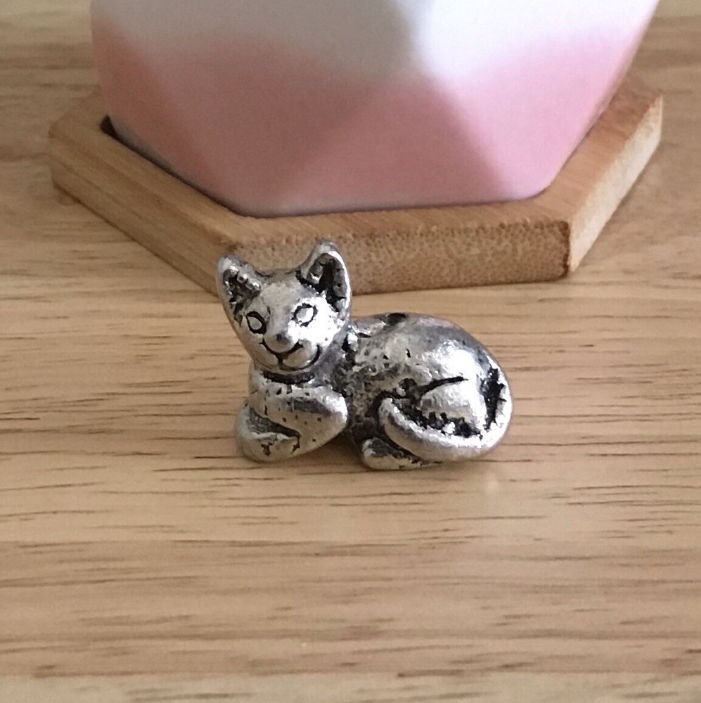 Kitten Incense Holder