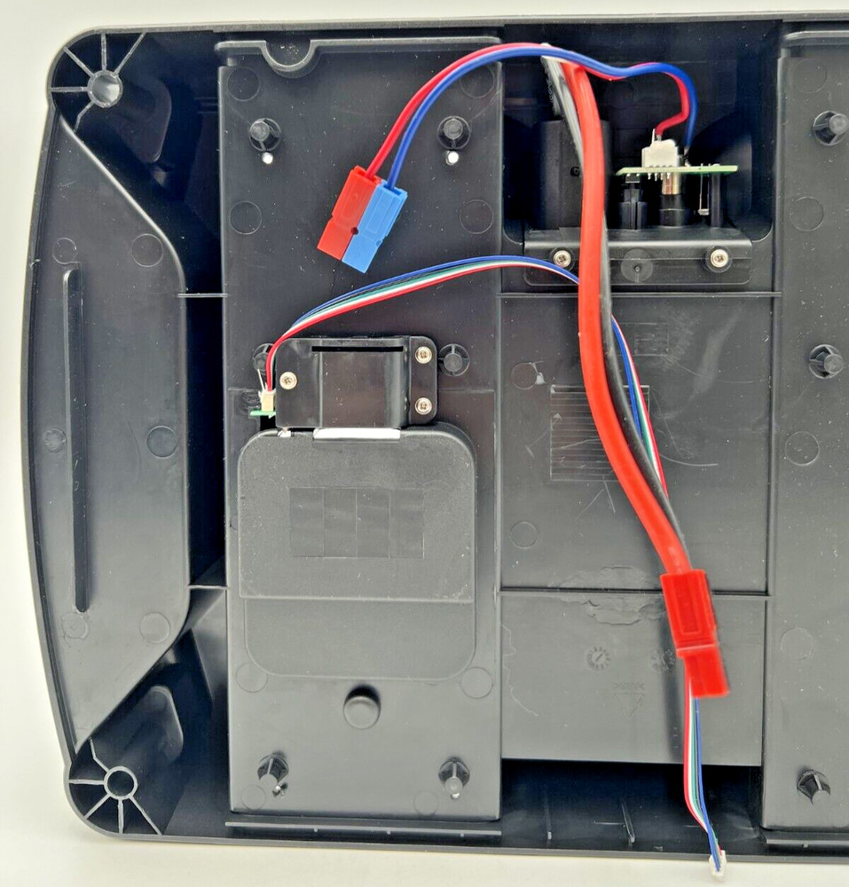 YETI 3000X GOAL ZERO INPUT + OUTPUT PLATE, USED