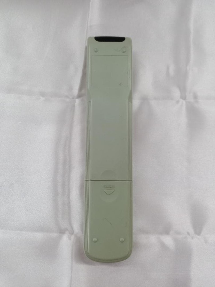 PECNF S0NY Sony Audio Remote Control RM-SE 717
