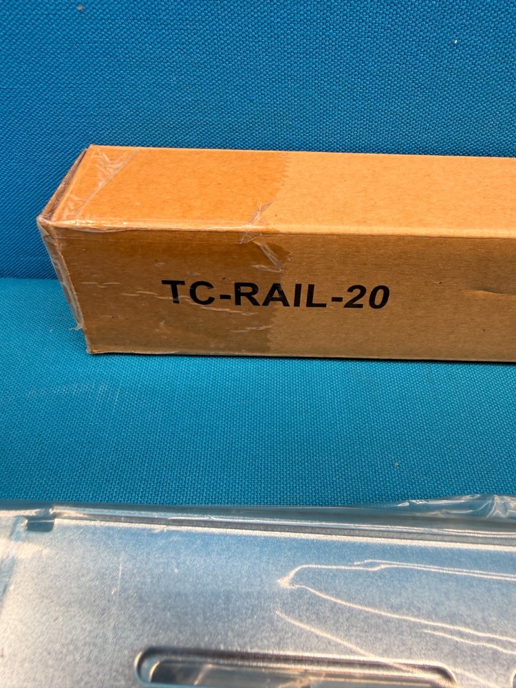 IstarUSA TC-RAIL-20 Sliding Rack Rail Kit
