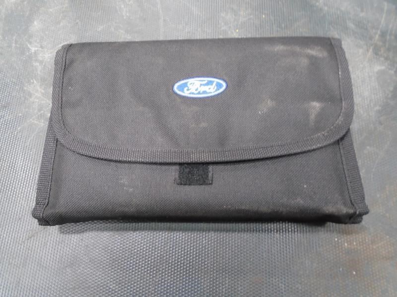 EXPLORER  2012 Owners Manual 1367111