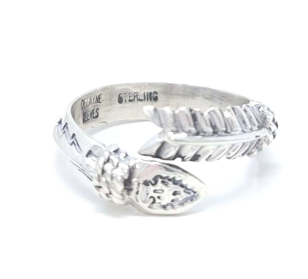 Delayne Reeves Navajo Sterling Silver Adjustable Triangle Wire Arrow Ring