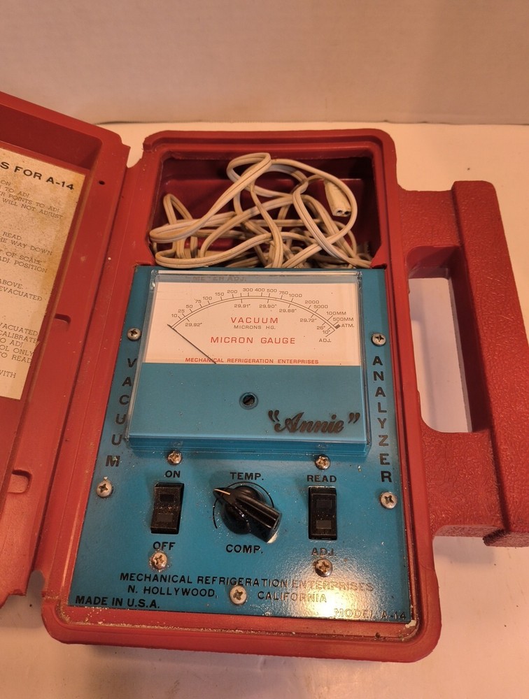 Vintage Vacuum Analyzer Model A-14 "Annie"