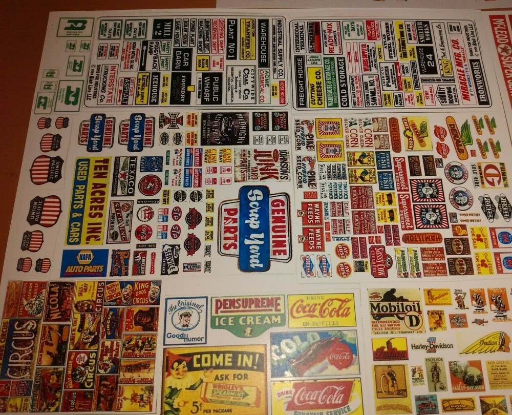 LOT#79 12 SETS TRAIN SIGNS HO &N SCALE