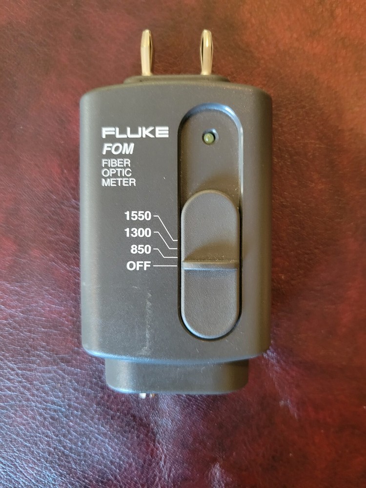 Fluke FOM Fiber Optic Meter - Powers on 850 - 1550