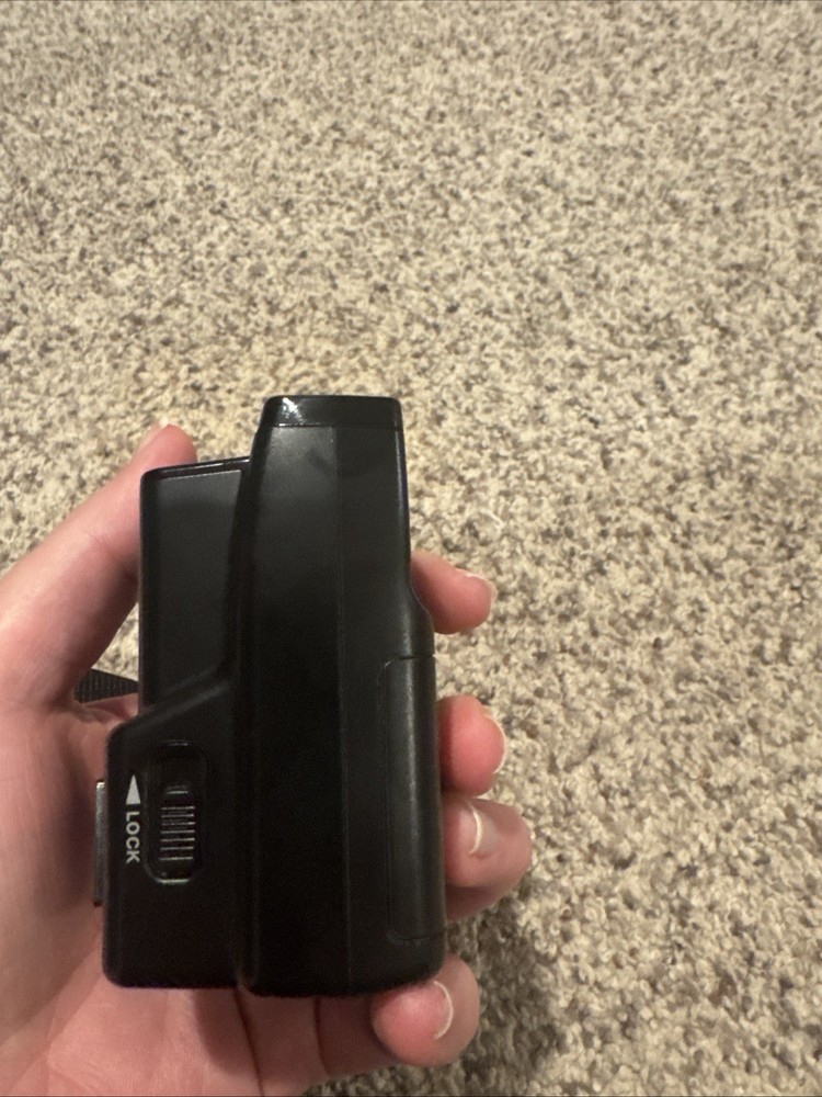 Canon Speedlite ST-E2 Transmitter with Battery and Case