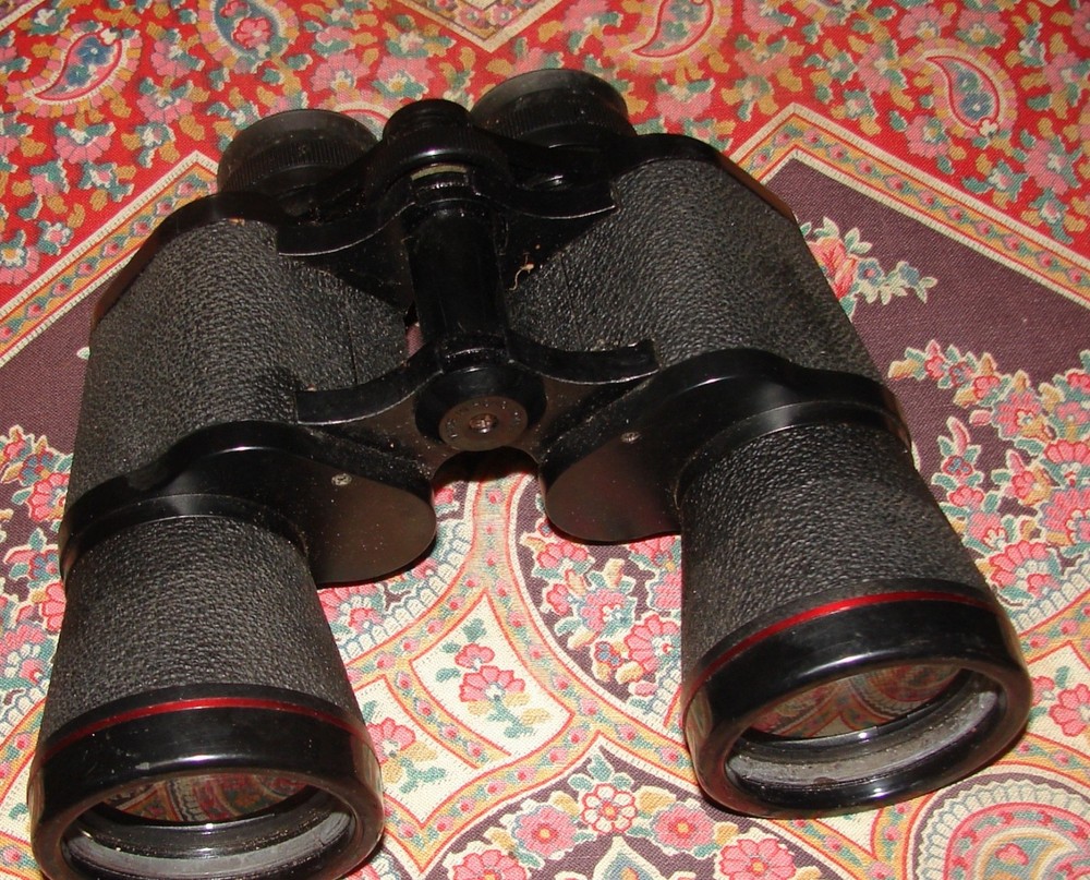 simmons binoculers / preowned