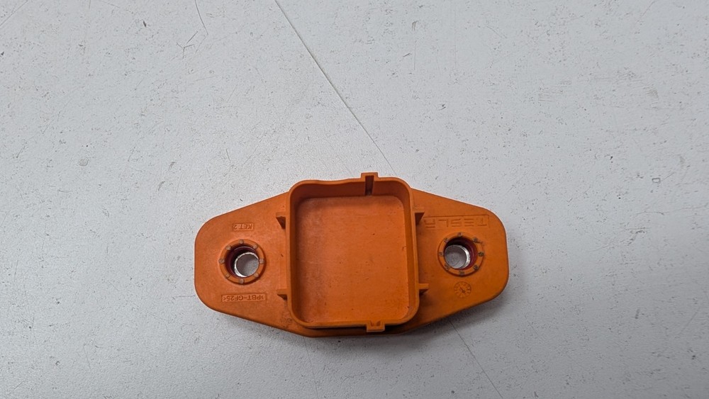 Tesla Model Y High Voltage Header 1109531-00-G OEM