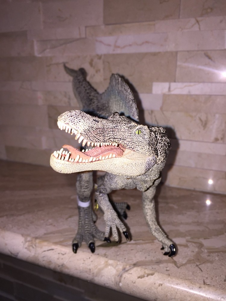 PAPO SPINOSAURUS DINOSAUR FIGURE