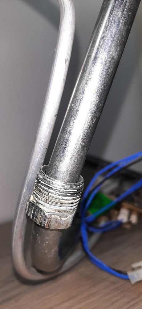 Pilot Igniter & Burner Assembly Q3400A1008 BradfordWhite MITW50L6BN12 Used Good