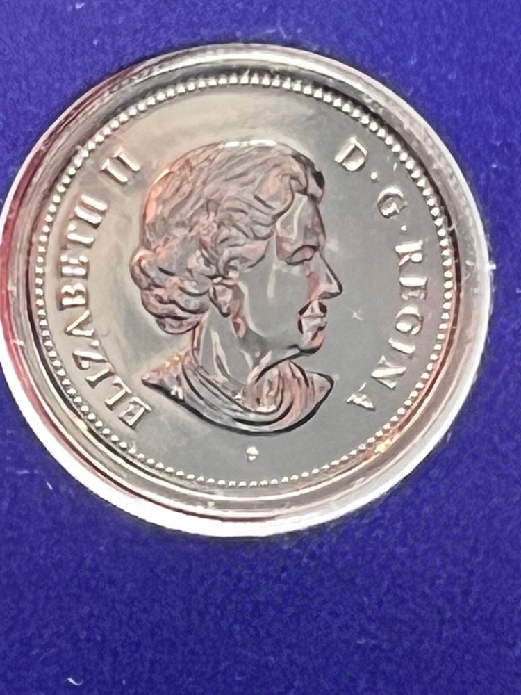2004 Canada Celebration - Colorized 25 Cents Proof-Like BU