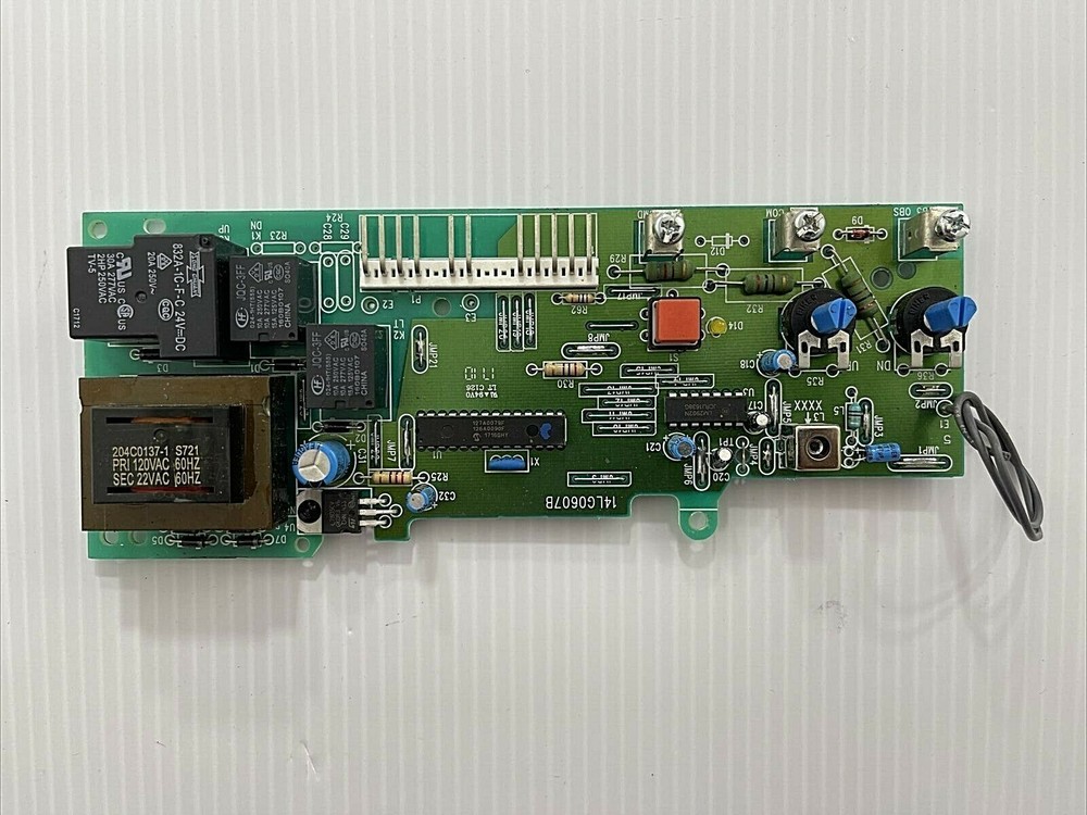 Liftmaster Chamberlain 41A5021-3 Circuit Board Red Learn Button - BOARD ONLY