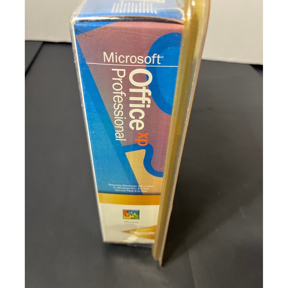 Clamshell Microsoft Office XP Professional Software CD Version 2002 NEW SEALED