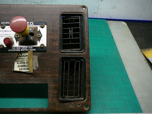 USED DASH PANEL W/CHELSEA PTO SWITCH