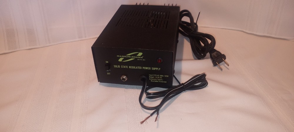 MAGNUM-ROAM X BETH MD SOLID STATE REGULATED POWER SUPPLY; WORKS GREAT!