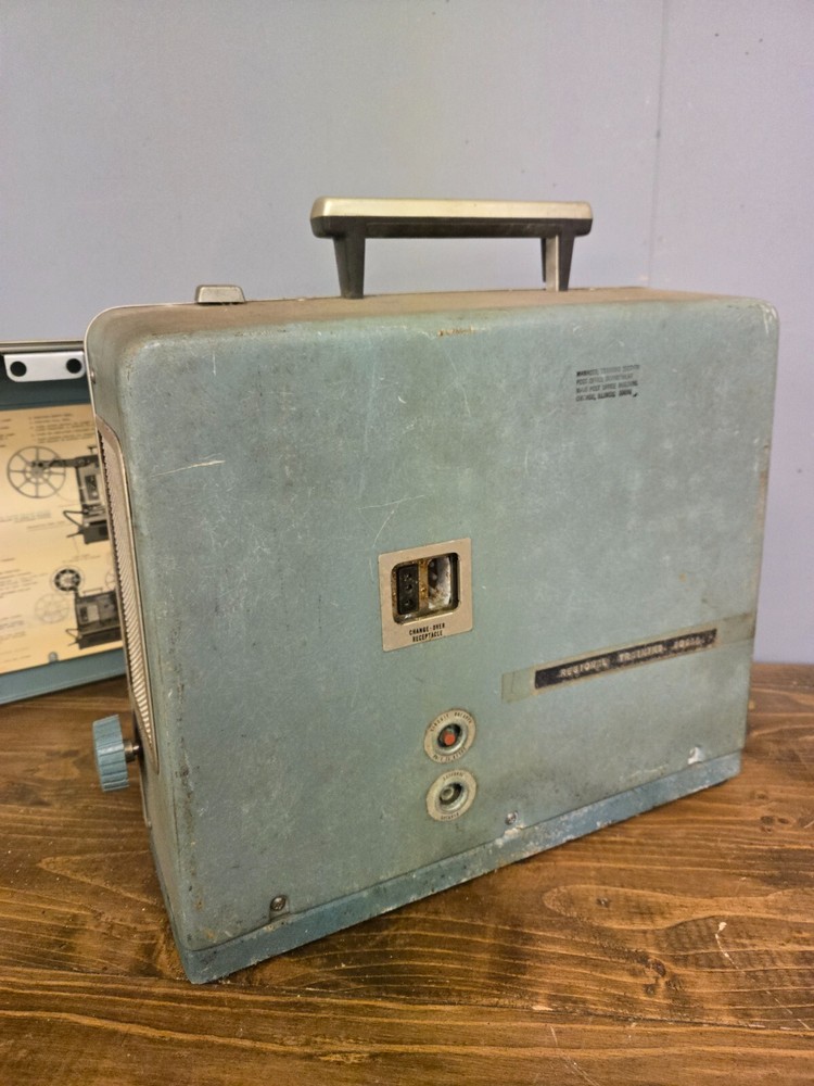 BELL & HOWELL 540 FILMSOUND SPECIALIST 16MM PROJECTOR -Untested