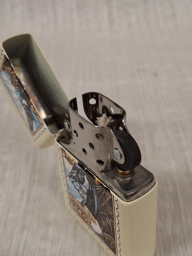 ZIPPO CANADA GEESE LIGHTER 1999